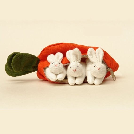 🎁Easter Special - 49% OFF🐇🎁 Hide-and-Seek Bunnies in Carrot Pouch