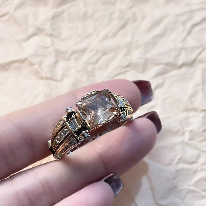 šHot Saleš„Heavy Duty Vintage Zirconia Wide Band Ring