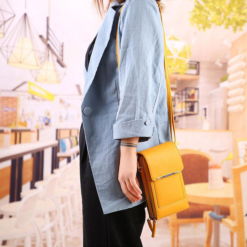 Women's Touch Screen Messenger Bag – Smart Phone Charging, Anti-Theft & Water-Resistant