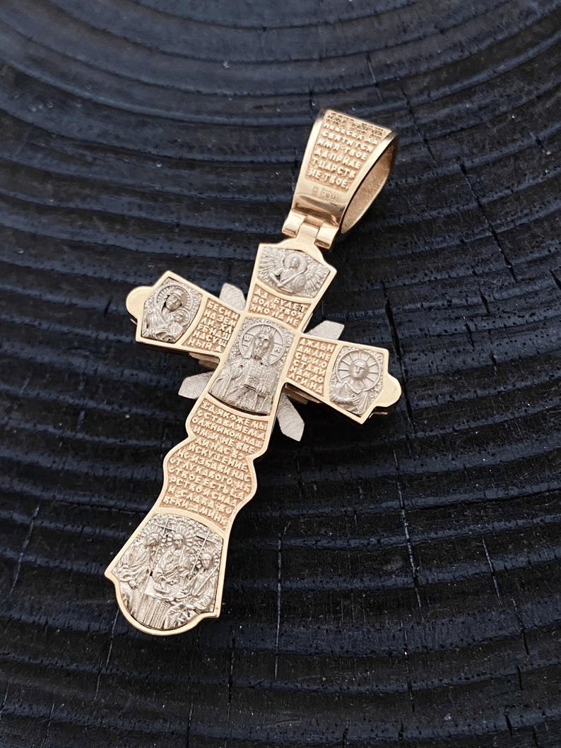 ⌛Consecration of the Holy Jesus Pendant