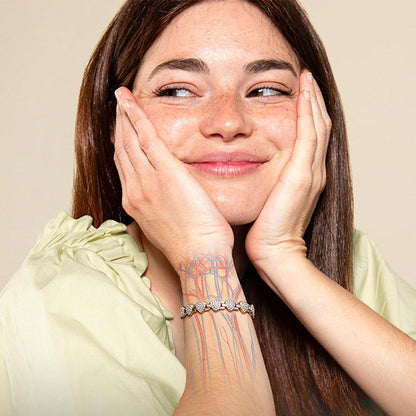 Women's Dazzling Heart-Shaped Magnetic Copper Bracelets