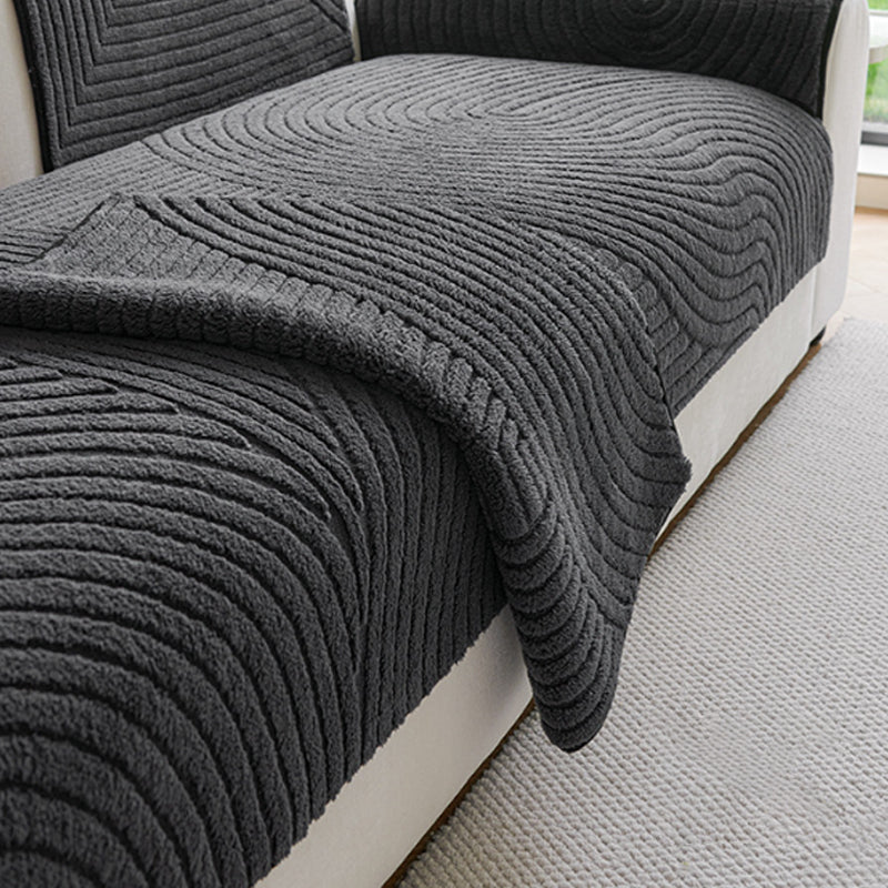 Cloud-Soft Velvet Sofa Cover – Non-Slip & Cozy All Season